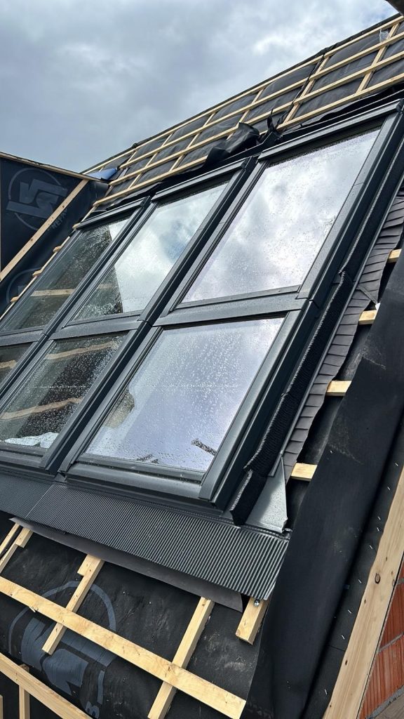 whatsapp-image-2025-11-20-at-202817-11